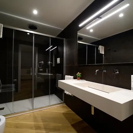 Maqueda - Room&suite Bed and breakfast 4*